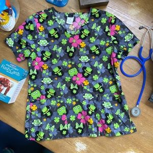 DISNEY “Lucky Mickey” St. Patty Scrub Top!